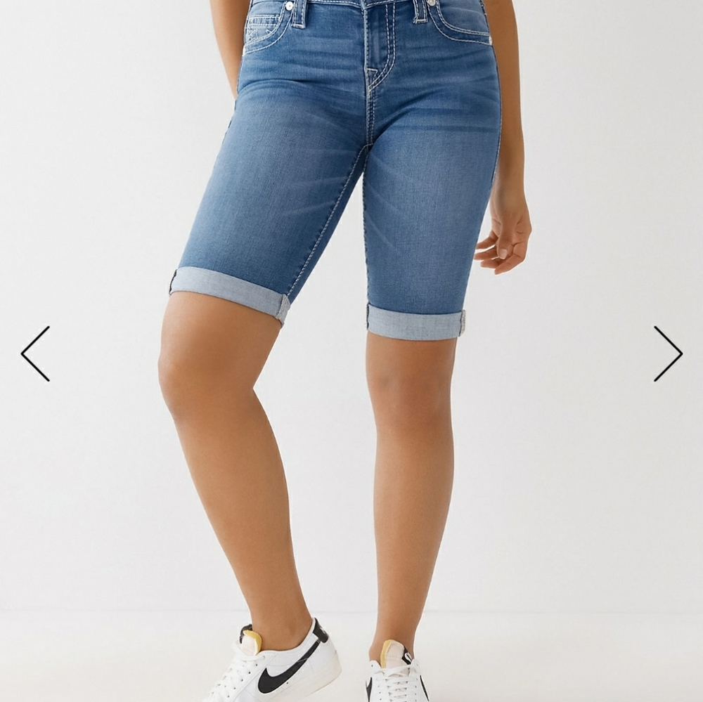 0427 True Religion Riley jean shorts
